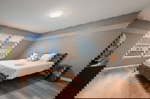 Foto 4 - Family Getaway With Themed Rooms & Private Pool