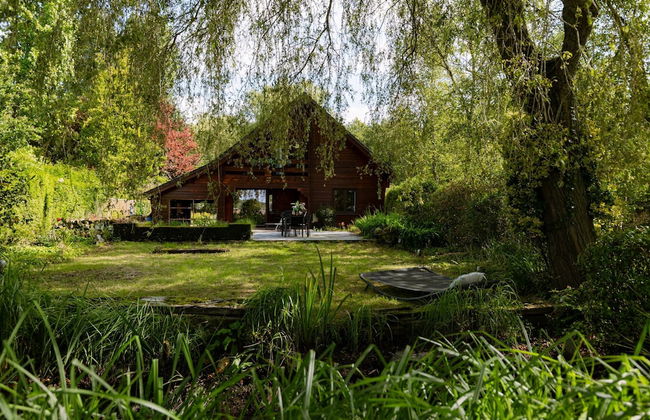 Huswell - Tranquil Retreat Cozy Chalet in the Heart of Urse - Foto 2