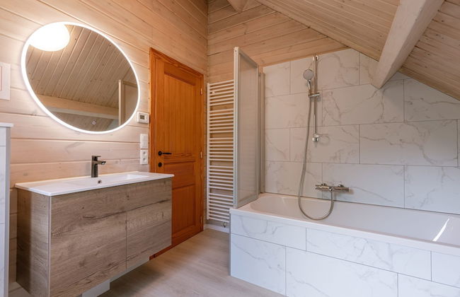 Huswell - Tranquil Retreat Cozy Chalet in the Heart of Urse - Foto 8