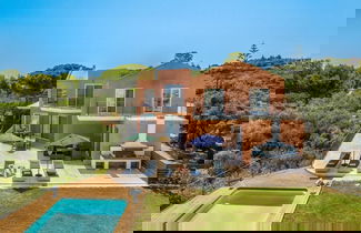 Foto 3 - Villa Casa De Sun With Seaview Pool