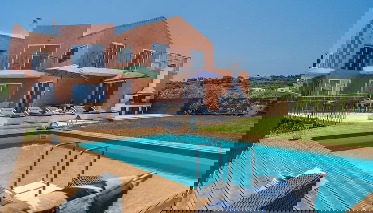 Foto 1 - Villa Casa De Sun With Seaview Pool