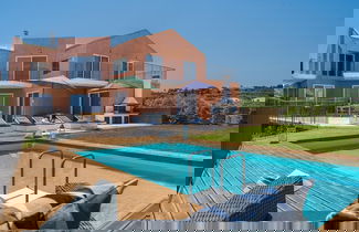 Foto 1 - Villa Casa De Sun With Seaview Pool