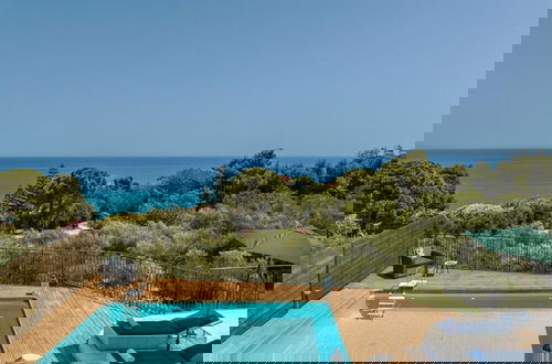 Foto 8 - Villa Casa De Sun With Seaview Pool