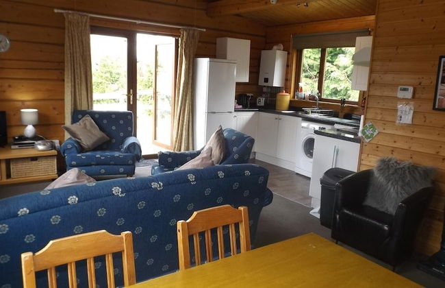 Hand Built log Cabin at Avonvale Holiday Lodges - Foto 1