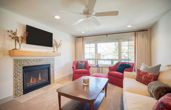 Luxury Mountain Estate w/ Indoor Pool, Gym & Hot Tub Near Keystone Sleeps 21 - Foto 56