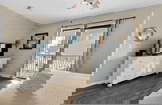 Foto 2 - 2BR Condo With 2 Balconies, Pool, and Steps to the Gulf Near Pier Park!