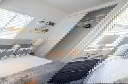 Foto 6 - Charming Spacious Home - Modern Comforts, Prime Location
