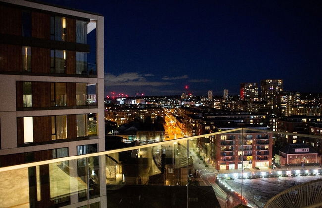 London Escape at Duke Avenue - Photo 11