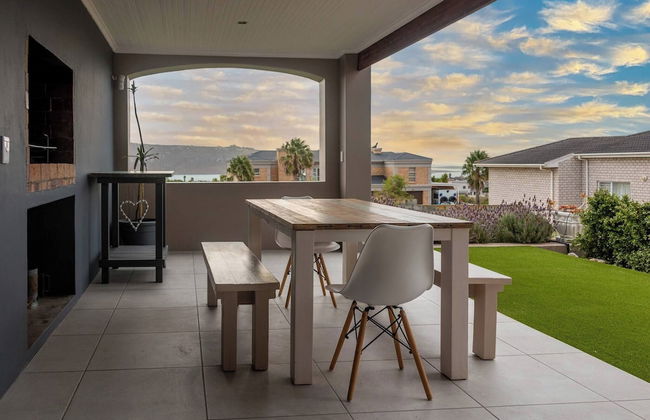 Serene Langebaan Getaway With Garden Views - Foto 15