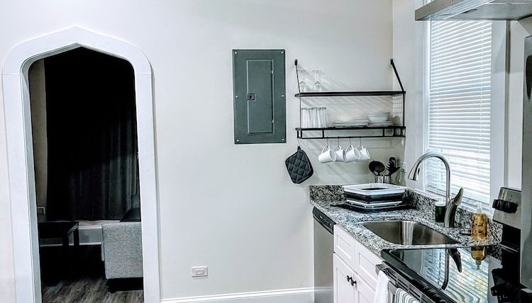Photo 1 - Walk to Duke Campus 1 Bedroom in Trinity Park