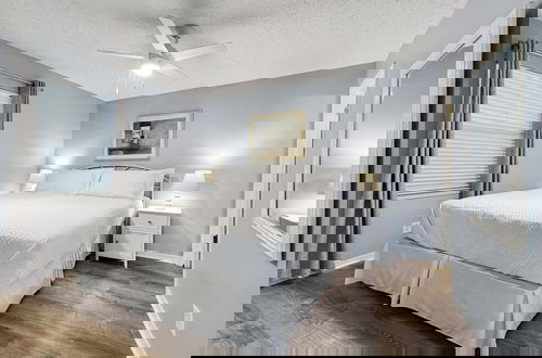 Foto 4 - The Perfect Spot Condo for 8!