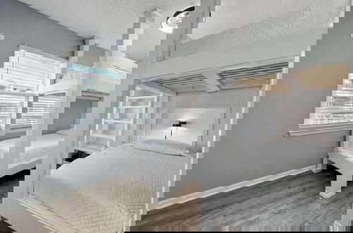 Foto 6 - The Perfect Spot Condo for 8!