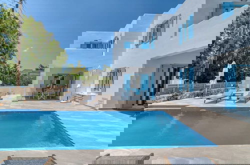 Foto 14 - Seaside Splendor - Apollo s Poolside Retreat