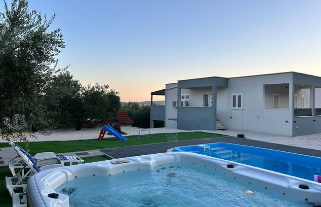 Bright and Tranquil Holiday Home With Pool - Foto 15