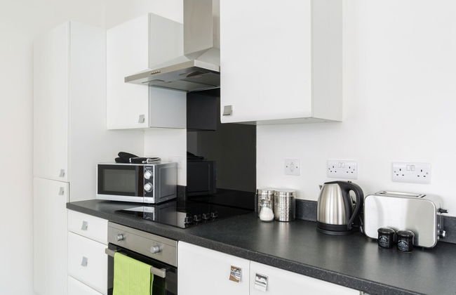2bed Apt -king Bed -free Parking - Family Friendly - Foto 8
