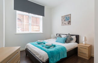 Photo 1 - Birmingham-2bed-sleeps5-freeparking-familyfriendly