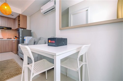 Photo 22 - Homey And Comfort Stay 2Br Daan Mogot City Apartment