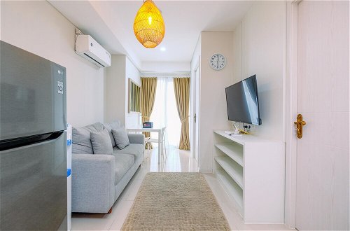 Photo 12 - Homey And Comfort Stay 2Br Daan Mogot City Apartment