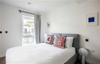 Foto 1 - Modern Chelsea Apartment