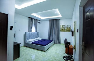 Photo 3 - Immaculate 3-bed Duplex Apartment in Lagos