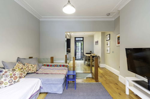 Photo 1 - Beautiful Two-bed Abode Near King Cross