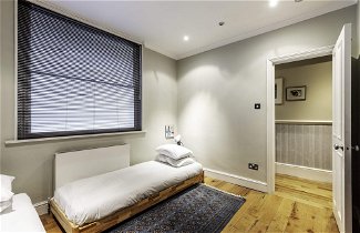 Photo 2 - Beautiful Two-bed Abode Near King Cross