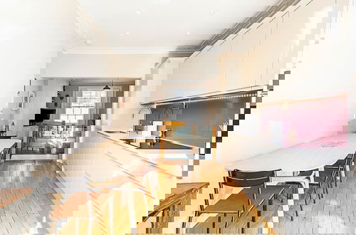 Photo 44 - NSP - Stylish Kings Cross Apartment With Garden Re