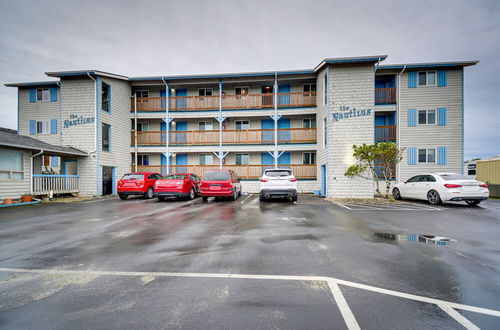 Photo 22 - Dog-friendly Ocean Shores Condo w/ Balcony & Views