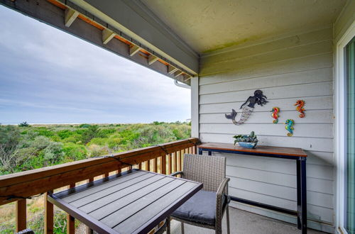 Photo 20 - Dog-friendly Ocean Shores Condo w/ Balcony & Views