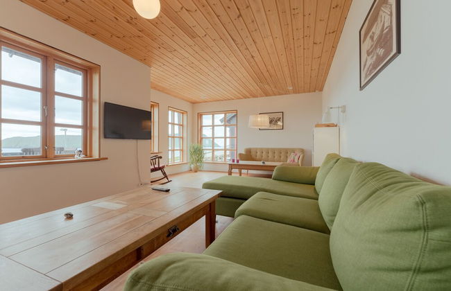 Nordic Serenity | Amazing Sea And Mountain View - Photo 7