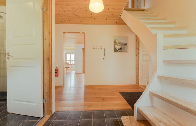 Nordic Serenity | Amazing Sea And Mountain View - Photo 3