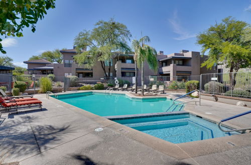 Foto 23 - Tucson Condo w/ Pool Access & Private Balcony