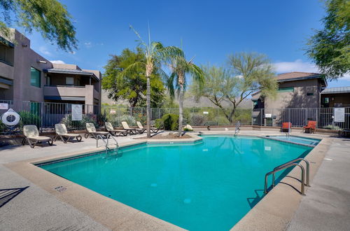 Foto 7 - Tucson Condo w/ Pool Access & Private Balcony