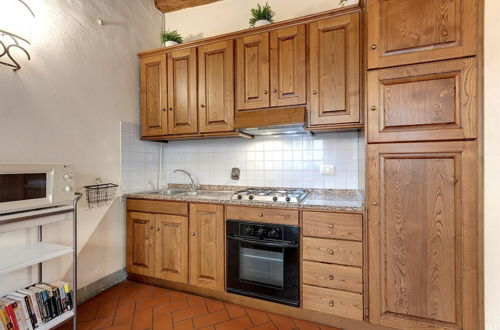 Foto 6 - Leoni 10 in Firenze With 1 Bedrooms and 1 Bathrooms