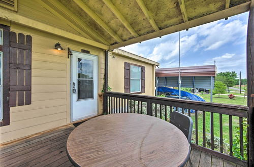 Foto 11 - Quitman Home w/ Covered Deck + Lake Access