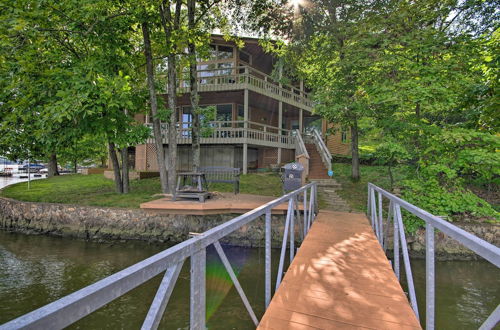 Foto 14 - House on Lake of the Ozarks w/ Dock & Pool Table