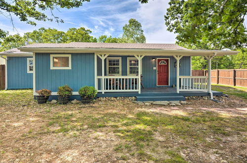 Photo 1 - Table Rock Lake Retreat < 1 Mi to Boat Launch