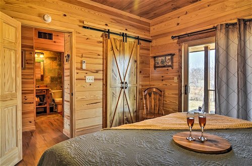 Foto 8 - Hot Springs Cabin Rental: 2 Mi to Lake Hamilton