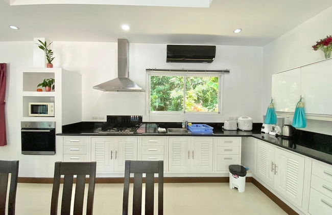 4 Br Private Pool Villa GA - Photo 44