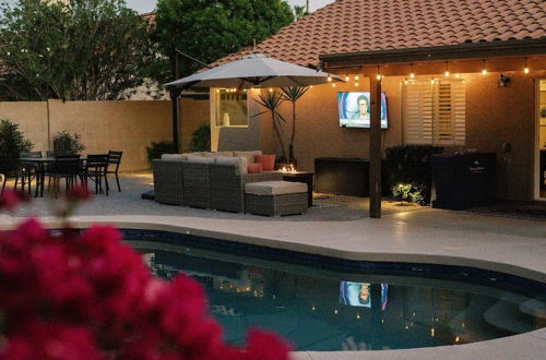 Foto 1 - Sunny Scottsdale Retreat w/ Private Pool & Hot Tub