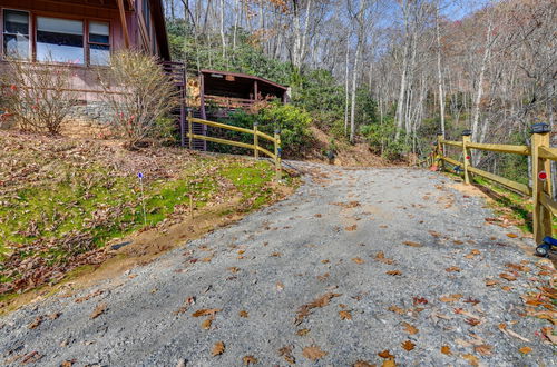 Photo 35 - Villa Labri: Magical Maggie Valley Escape