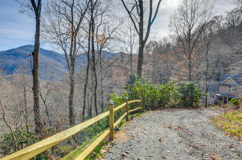 Photo 37 - Villa Labri: Magical Maggie Valley Escape