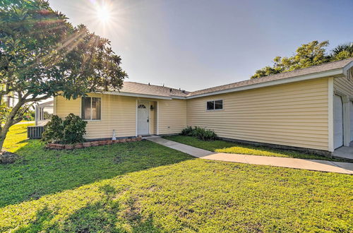 Photo 5 - Charming Port Charlotte Home w/ Lanai & Pool