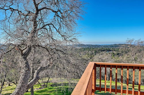 Photo 6 - Peaceful Retreat With Hot Tub & Sierra Mtn Views