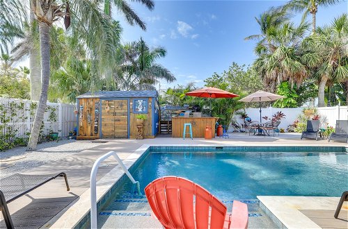 Foto 27 - Bradenton Beach Home With Tiki Bar & Heated Pool