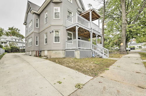 Photo 23 - Bright Springfield Apartment w/ 2 Balconies