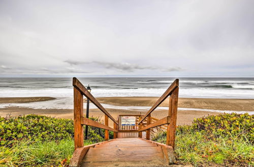 Photo 26 - Lincoln City Beach Condo: Clubhouse & Pool Access