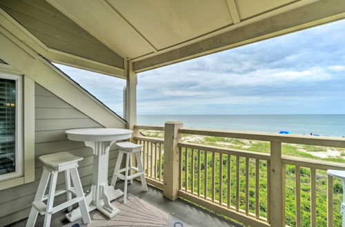 Foto 8 - Beachfront Condo w/ Unobstructed Ocean Views