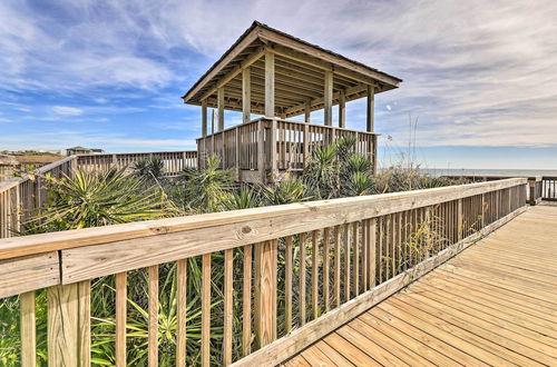 Photo 27 - Emerald Isle Condo w/ Indoor Pool & Beach Access