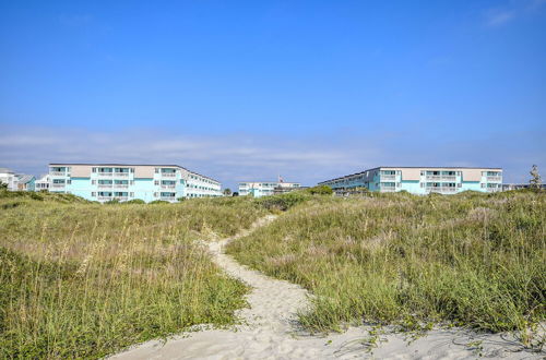 Foto 42 - Coastal Condo w/ Public Atlantic Beach Access